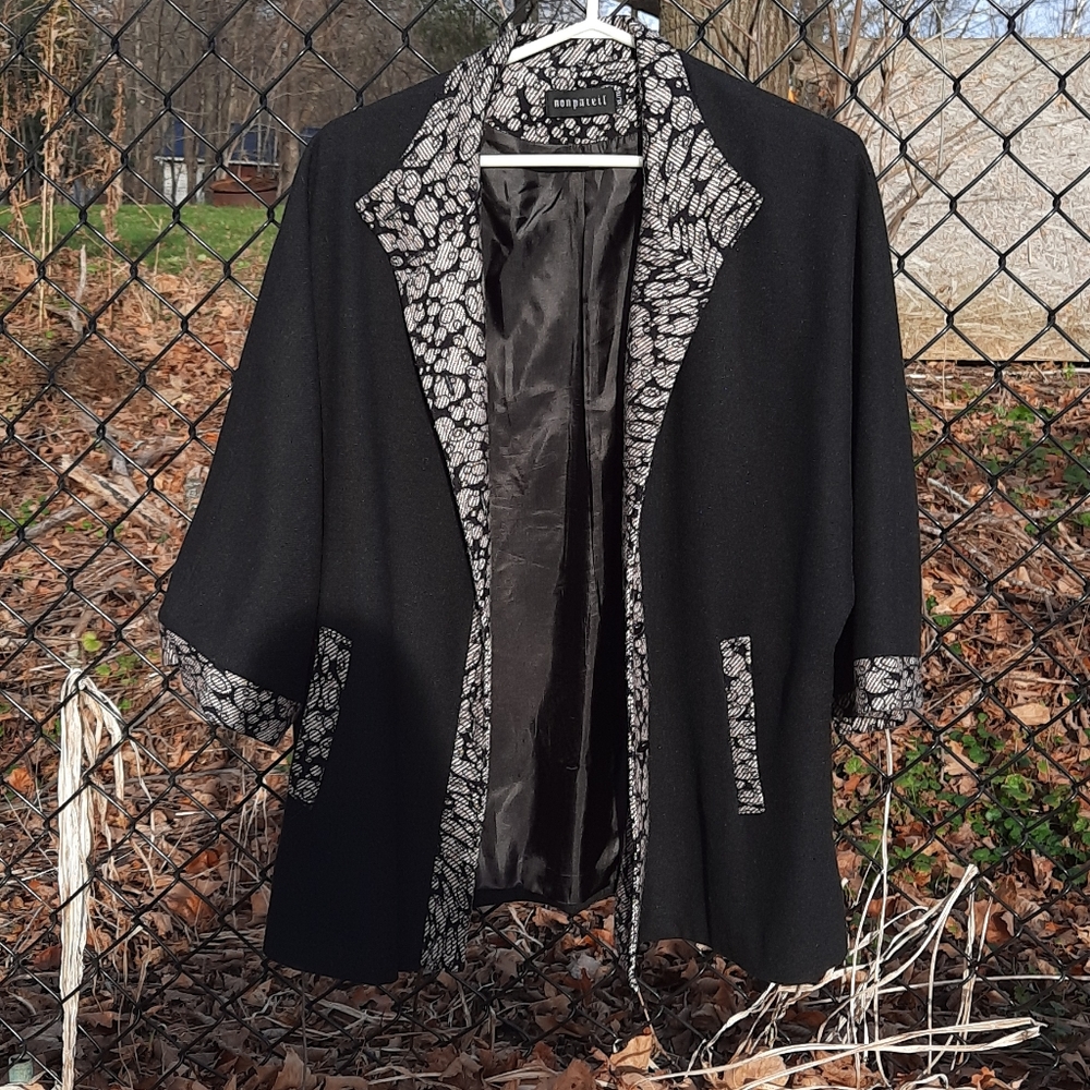 nonpareil| Women's Peacoat| | Jacket| Black|